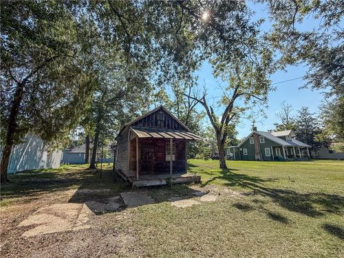 180 N 2nd St, Ponchatoula, LA, 70454-2524 | Card Image