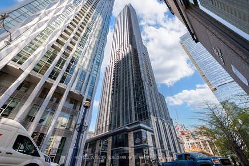4205-11 Yorkville Ave, Toronto, ON, M4W0B7 | Card Image