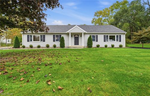 7179 Darrow Rd, Hudson, OH, 44236-1767 | Card Image