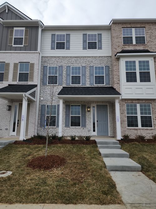 168 Barton Village Blvd, Lebanon, TN, 37090-2226 | Card Image