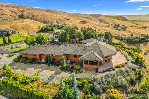 4368 Anna Ln, Wenatchee, WA, 98801-9034 | Card Image