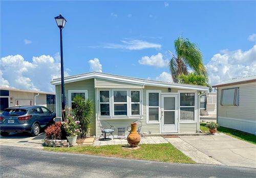 11511 Slipper Shell Dr, FORT MYERS, FL, 33908-8273 | Card Image