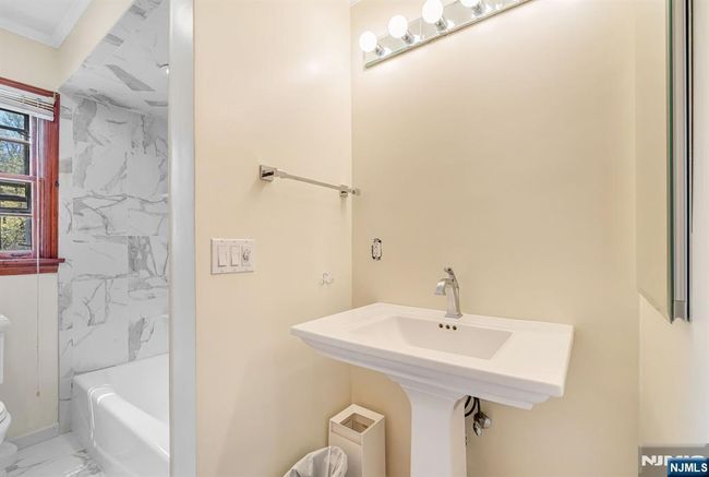 16 Barnfield Ct, House other with 5 bedrooms, 4 bathrooms and null parking in Upper Saddle River NJ | Image 18