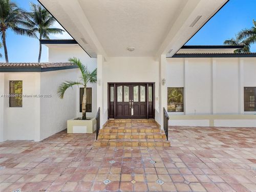7398 Sw 176th St, Palmetto Bay, FL, 33157-6300 | Card Image