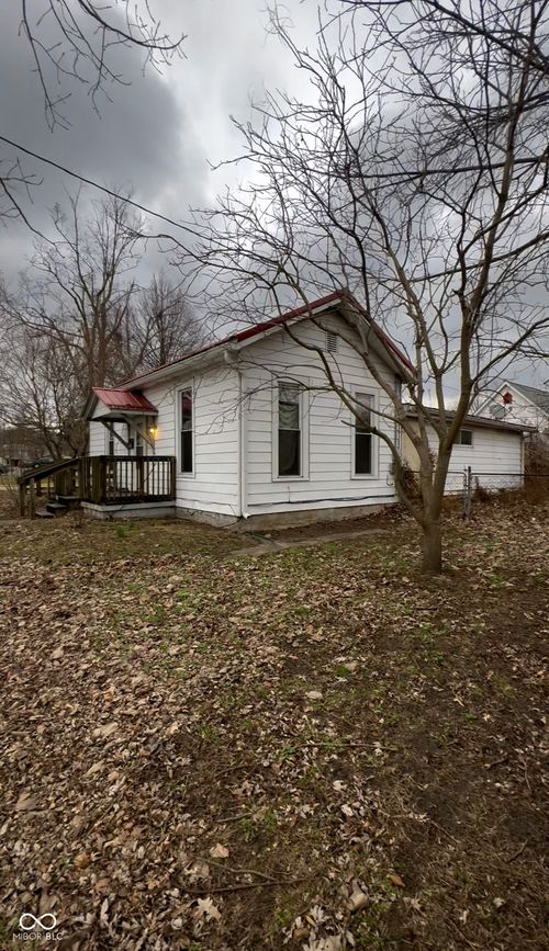 209 S Wayne St, Martinsville, IN, 46151-2059 | Card Image