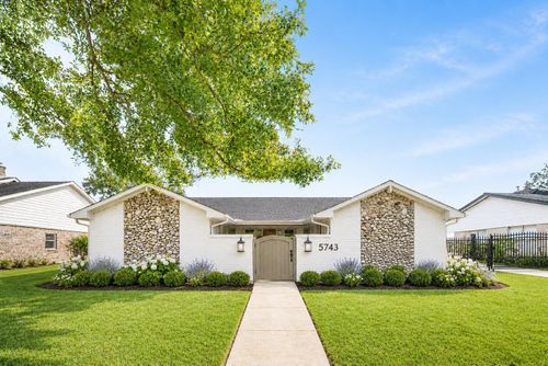 5743 Jason St, Houston, TX, 77096-2112 | Card Image