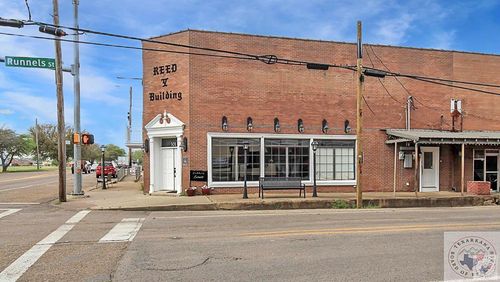 101 N Runnels St, De Kalb, TX, 75559-1407 | Card Image