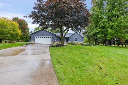 5589 Kengary Court, Hartford, WI, 53086 | Card Image