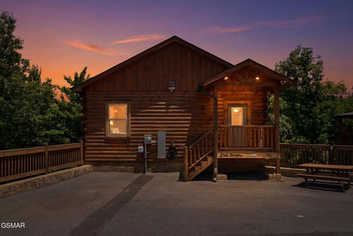 1012 Owls Nest Way, Sevierville, TN, 37862 | Card Image