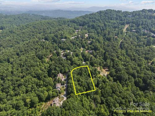 3-1063 Somersby Pkwy, Hendersonville, NC, 28739-7724 | Card Image