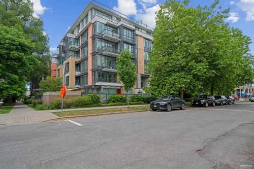 704-2565 Maple St, Vancouver, BC, V6J0C8 | Card Image