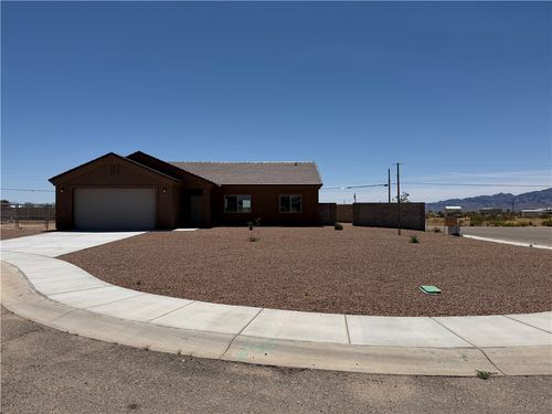 6676 W Rosario Ct, Golden Valley, AZ, 86413-1102 | Card Image
