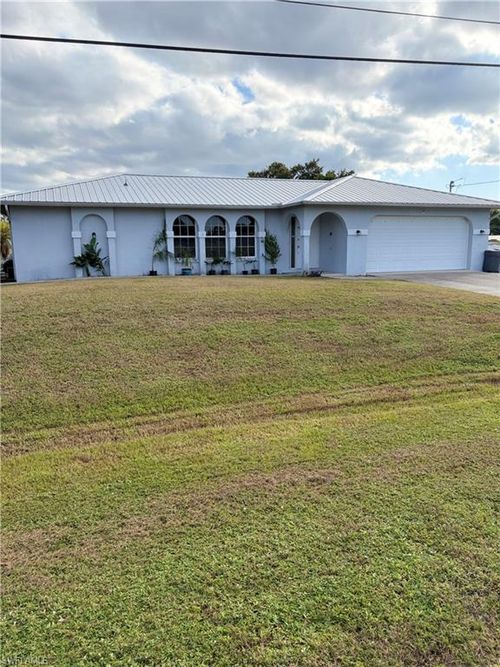 240 E Mariana Ave, North Fort Myers, FL, 33917-4162 | Card Image