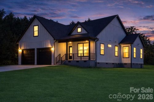 2589 Polo Ln, Maiden, NC, 28650-8728 | Card Image