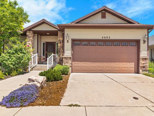 4602 Hathaway Dr, Roy, UT, 84067-3658 | Card Image