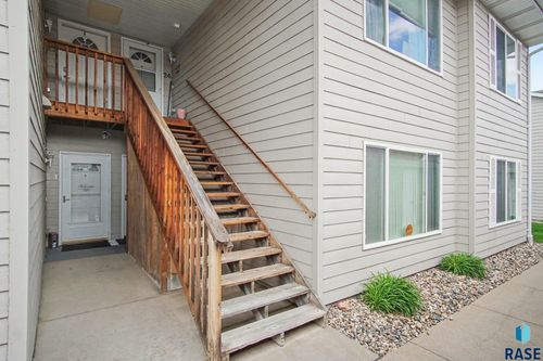 22-7107 W 56th St Street, Sioux Falls, SD, 57106 | Card Image