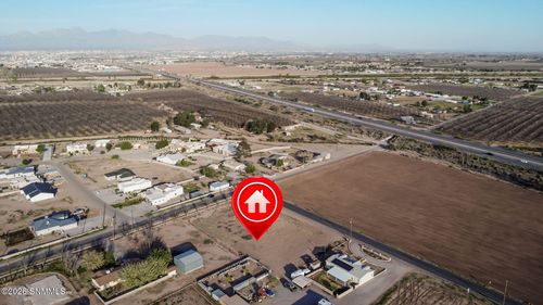 273 N Fairacres Rd, Las Cruces, NM, 88005-4710 | Card Image