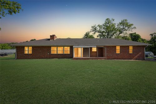 4620 Texaco Rd, Cushing, OK, 74023-5519 | Card Image
