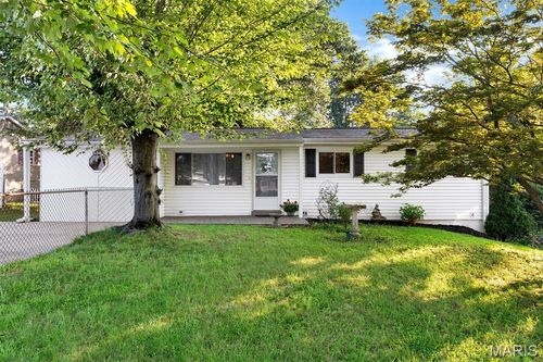 1757 Engle Dr, Arnold, MO, 63010-1915 | Card Image