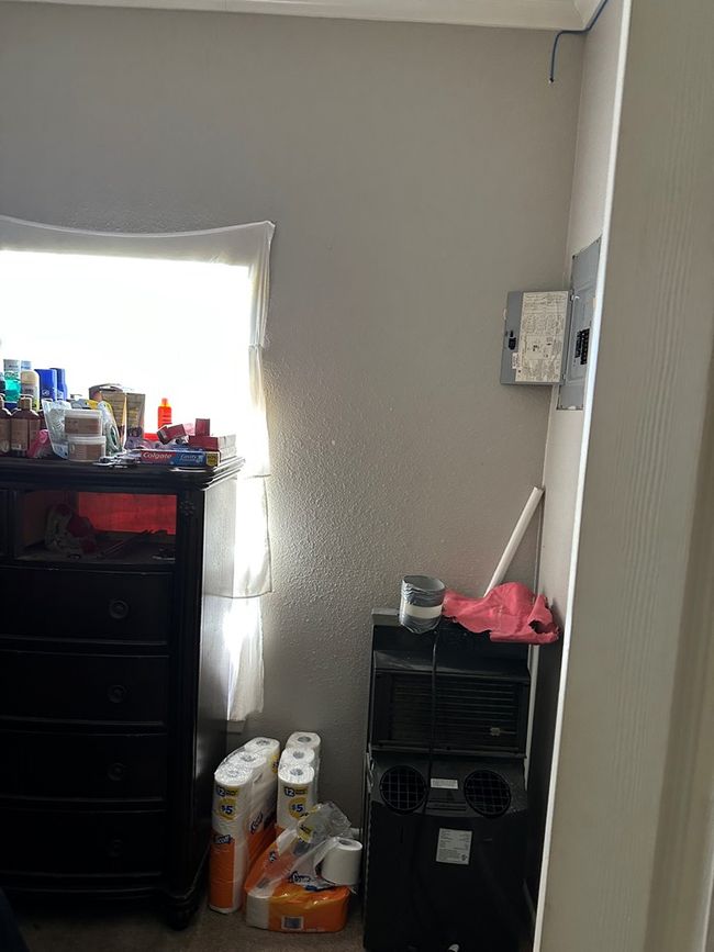 2812 Avenue V, House other with 4 bedrooms, 3 bathrooms and 2 parking in Snyder TX | Image 15