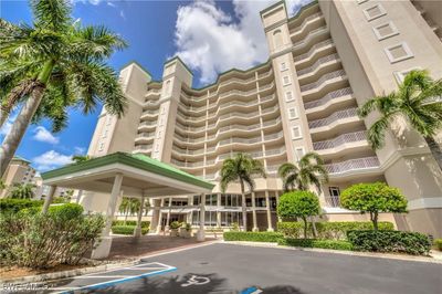 492 - 4141 Bay Beach Lane, Condo with 3 bedrooms, 2 bathrooms and null parking in Fort Myers Beach FL | Image 2