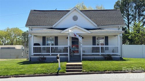 714 Brook St, Belmont, NC, 28012-3406 | Card Image