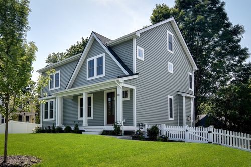 98 W Central St, Natick, MA, 01760-4335 | Card Image