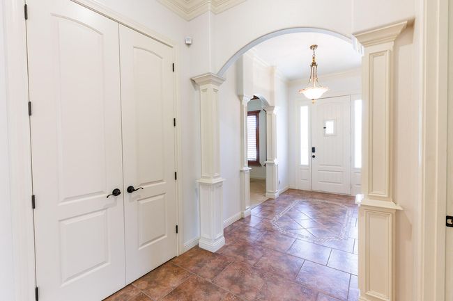 10003 Savannah Ave, House other with 4 bedrooms, 5 bathrooms and null parking in Lubbock TX | Image 27