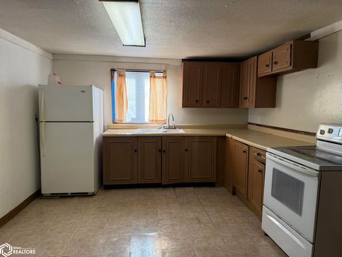 520 6th St, Murray, IA, 50174-1071 | Card Image