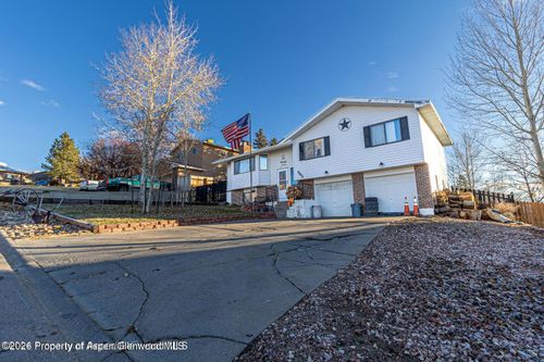 845 Bridger Cir, Craig, CO, 81625-1076 | Card Image