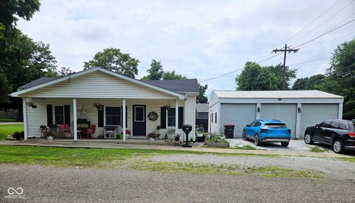 105 E Logan St, Attica, IN, 47918-1119 | Card Image