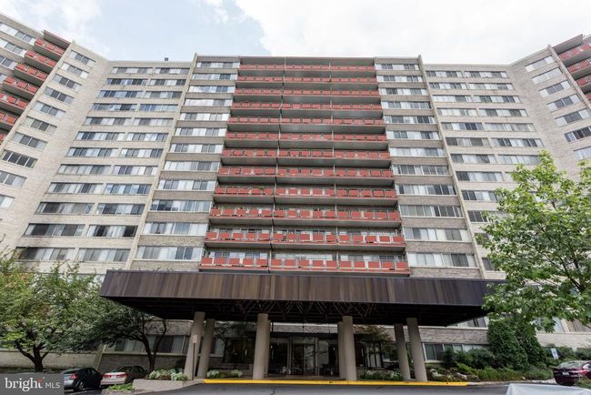 UNIT-1207 - 5340 Holmes Run Pkwy, Condo with 2 bedrooms, 1 bathrooms and null parking in ALEXANDRIA VA | Image 30