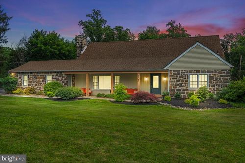 121 Gwynedd Manor Rd, NORTH WALES, PA, 19454-2425 | Card Image