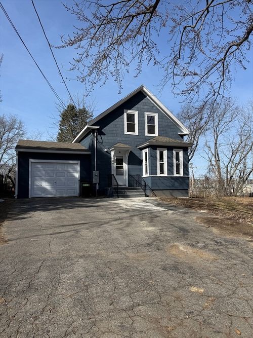 29 Bradstreet Ave, Haverhill, MA, 01835-8045 | Card Image