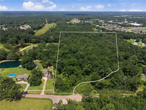 42848 Mike Cooper Rd, Ponchatoula, LA, 70454-5820 | Card Image