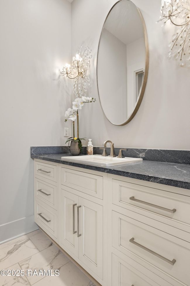 235 N Fieldspan, Scott | Image 25