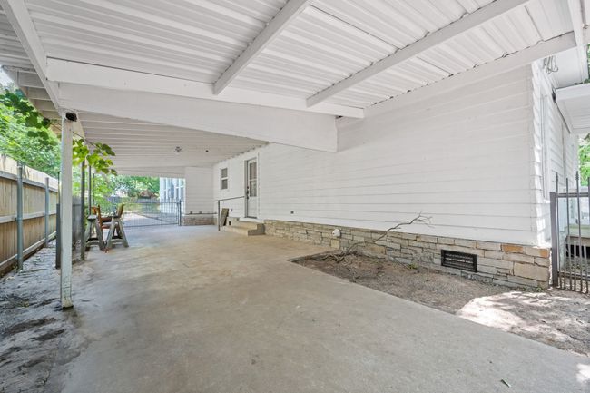 gate and a carport | Image 25
