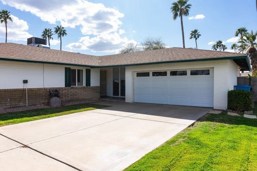 10832 N 38th St, Phoenix, AZ, 85028-3415 | Card Image