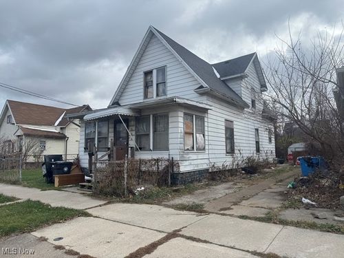 1964 Chase St, Toledo, OH, 43611-3704 | Card Image