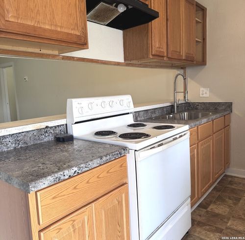 2-4142 N Hein Rd, San Antonio, TX, 78220-3342 | Card Image