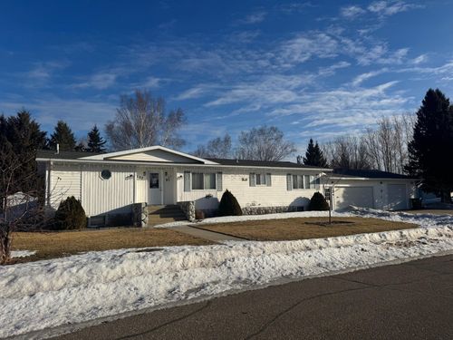 103 8th St Sw, Roseau, MN, 56751-1429 | Card Image