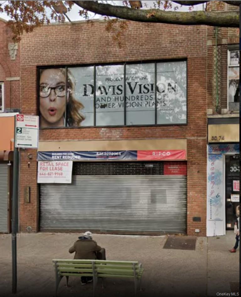 Commercial Sale in New York