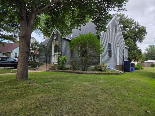 707 11th St S, Benson, MN, 56215-2009 | Card Image