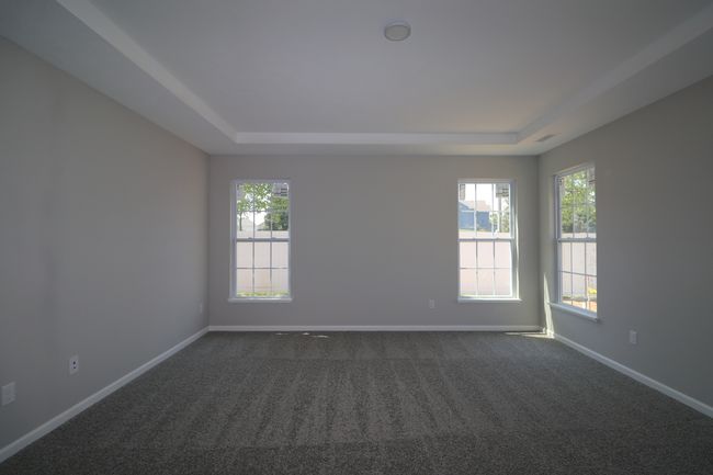 2352 Somerset Cir, House other with 3 bedrooms, 2 bathrooms and null parking in Franklin IN | Image 6