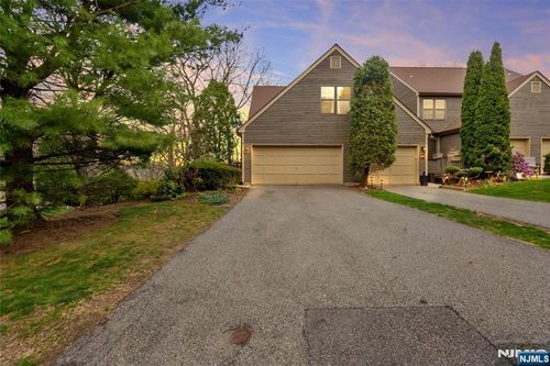 47 Manchester Ln, West Milford, NJ, 07480-4922 | Card Image