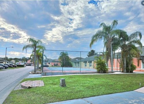 1068 Universal Rest Pl, KISSIMMEE, FL, 34744-5132 | Card Image