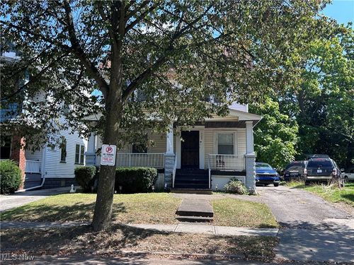 3309 E 145th St, Cleveland, OH, 44120-4121 | Card Image