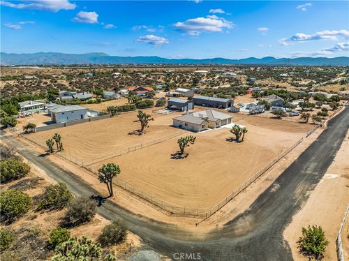 7453 Daisy Rd, Oak Hills, CA, 92344-0637 | Card Image