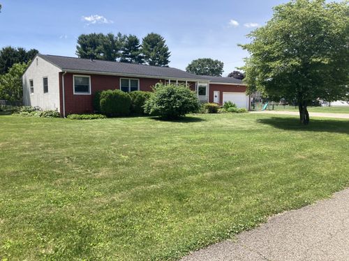 361 Meadow Ln Ne, Newark, OH, 43055 | Card Image
