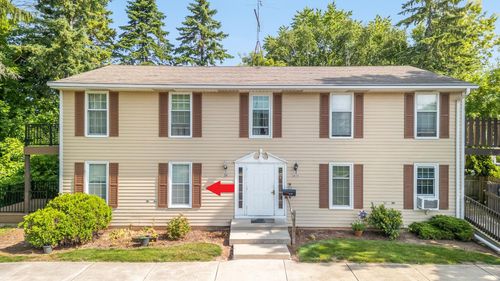3914 Country Pl, Sheboygan, WI, 53081-7085 | Card Image